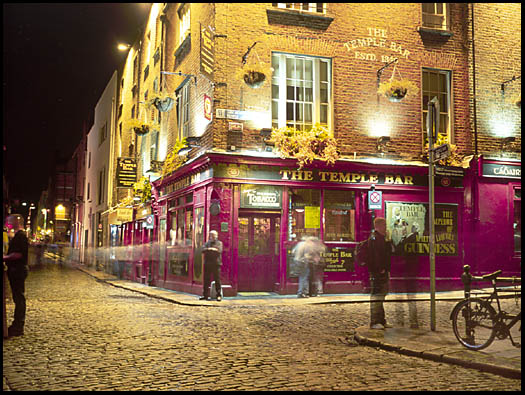 Temple Bar, Dublin, late night